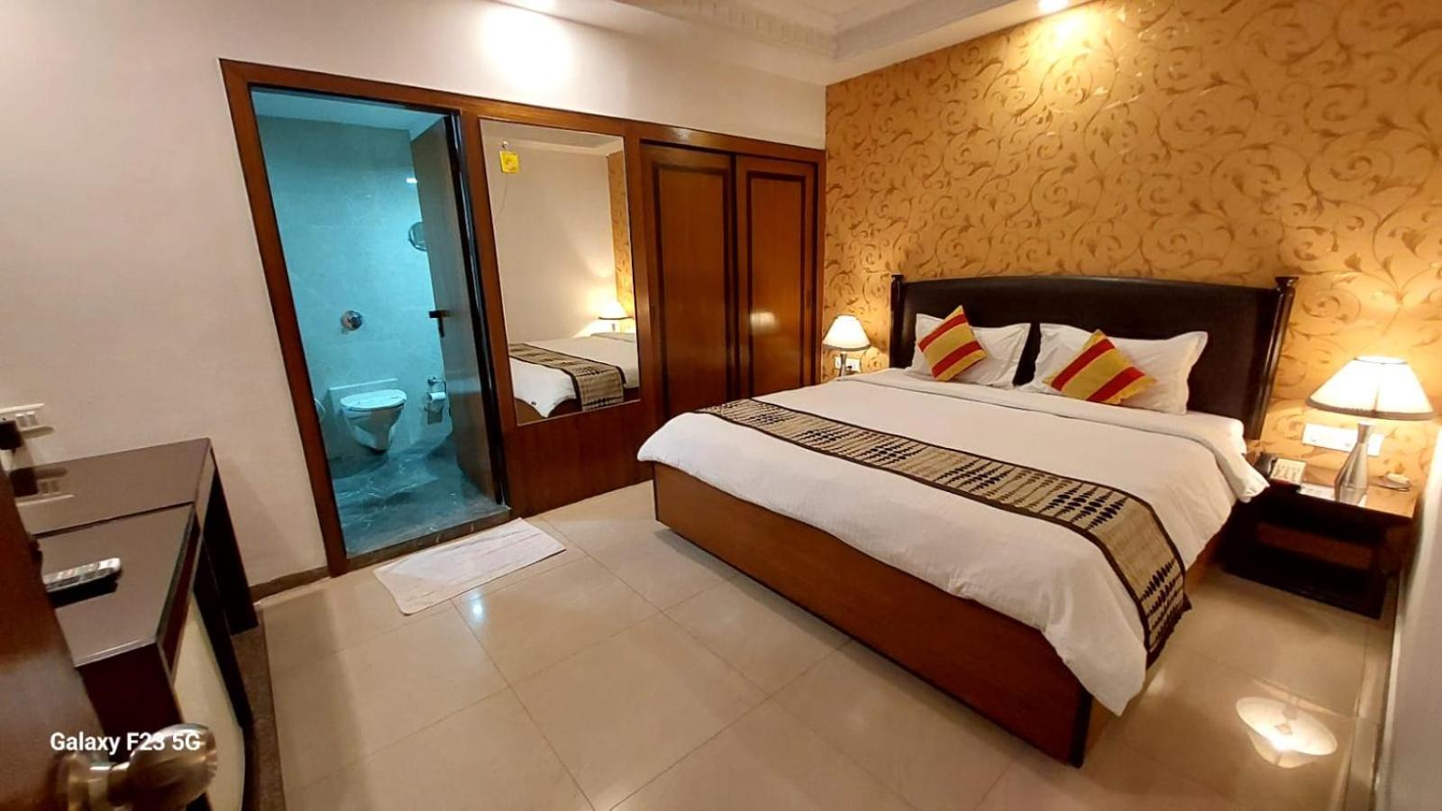 Lytton Hotel Kolkata Eksteriør bilde